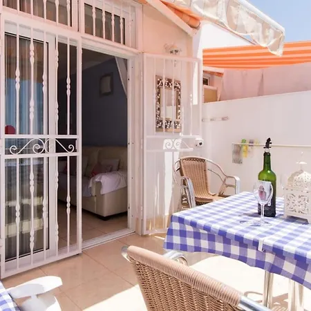 Azahara Playa 39 - One Bed With Amazing Sea Views 플라야데라스아메리카스